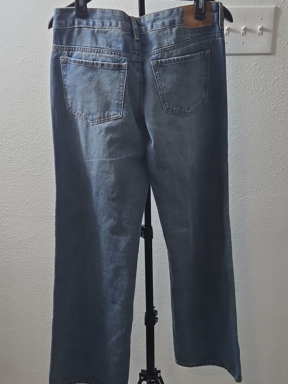 Aeropostale Blue Wide-Leg Jeans with Embroidered Smiley, Peace & Heart - Picture 5 of 5